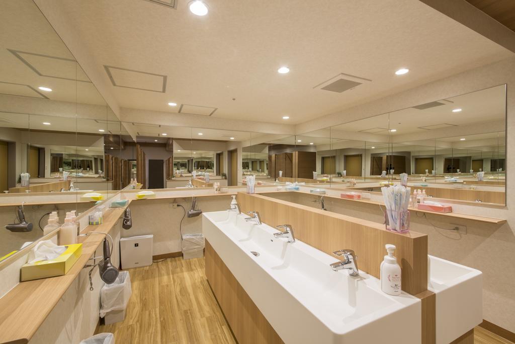 Shinjuku Kuyakusho-Mae Capsule Hotel Tóquio Exterior foto